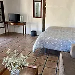 Rural El Estanco Viejo Casa Pino *
