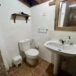 Rural El Estanco Viejo Casa Pino أذيخي